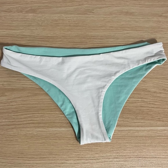 L*Space Reversible Bikini Bottom - Picture 5 of 7